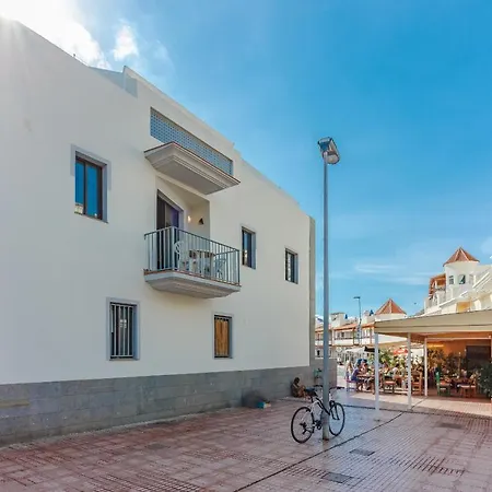 Apartment Marta La Caleta 1a029 *