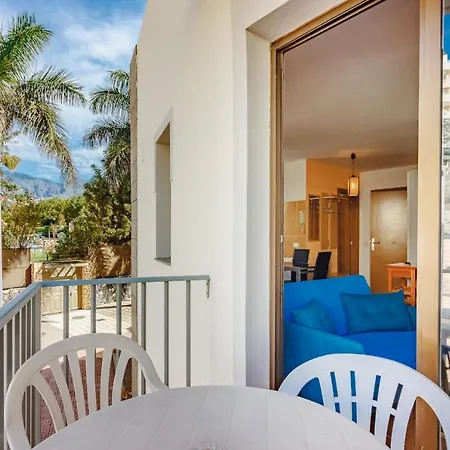 Marta La Caleta 1a029 Apartment