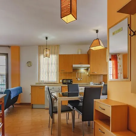 Apartment Marta La Caleta 1a029